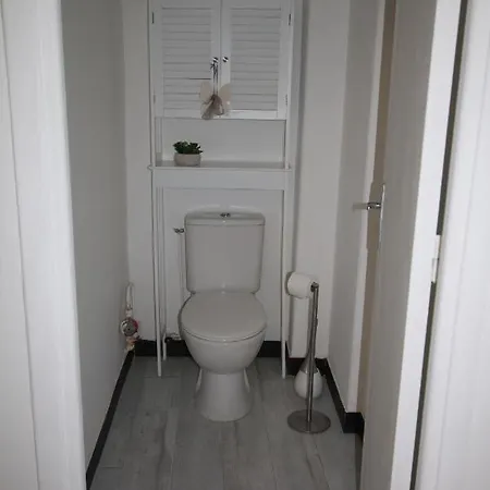 Apartment T2 Entierement Equipe, Proche Toutes Commodites *